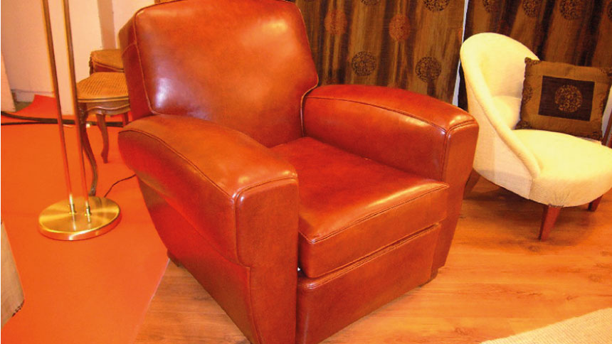 Rénovation de fauteuils tous styles, en cuir et en tissu avec décorateur orléanais