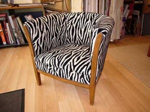 Réfection et confection de fauteuils tous styles, en cuir et en tissu avec décorateur Orléans